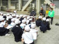 岡山県支部活動報告（灘崎小学校への瓢箪の植え付け）